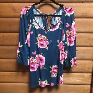 Bobeau Tie-Back Flutter Sleeve Tee